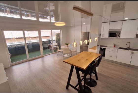 Revente - Appartement - Torrevieja - Playa Acecion