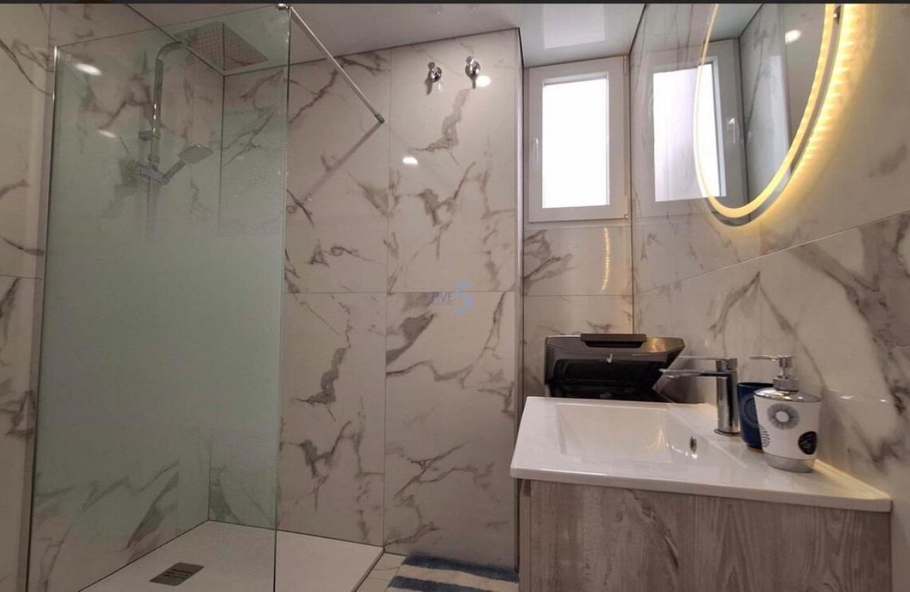 Revente - Appartement - Torrevieja - Playa Acecion