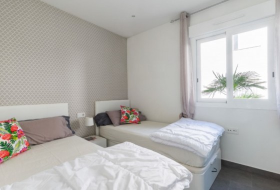 Reventa - Apartamento / piso - Torrevieja - Costa Blanca