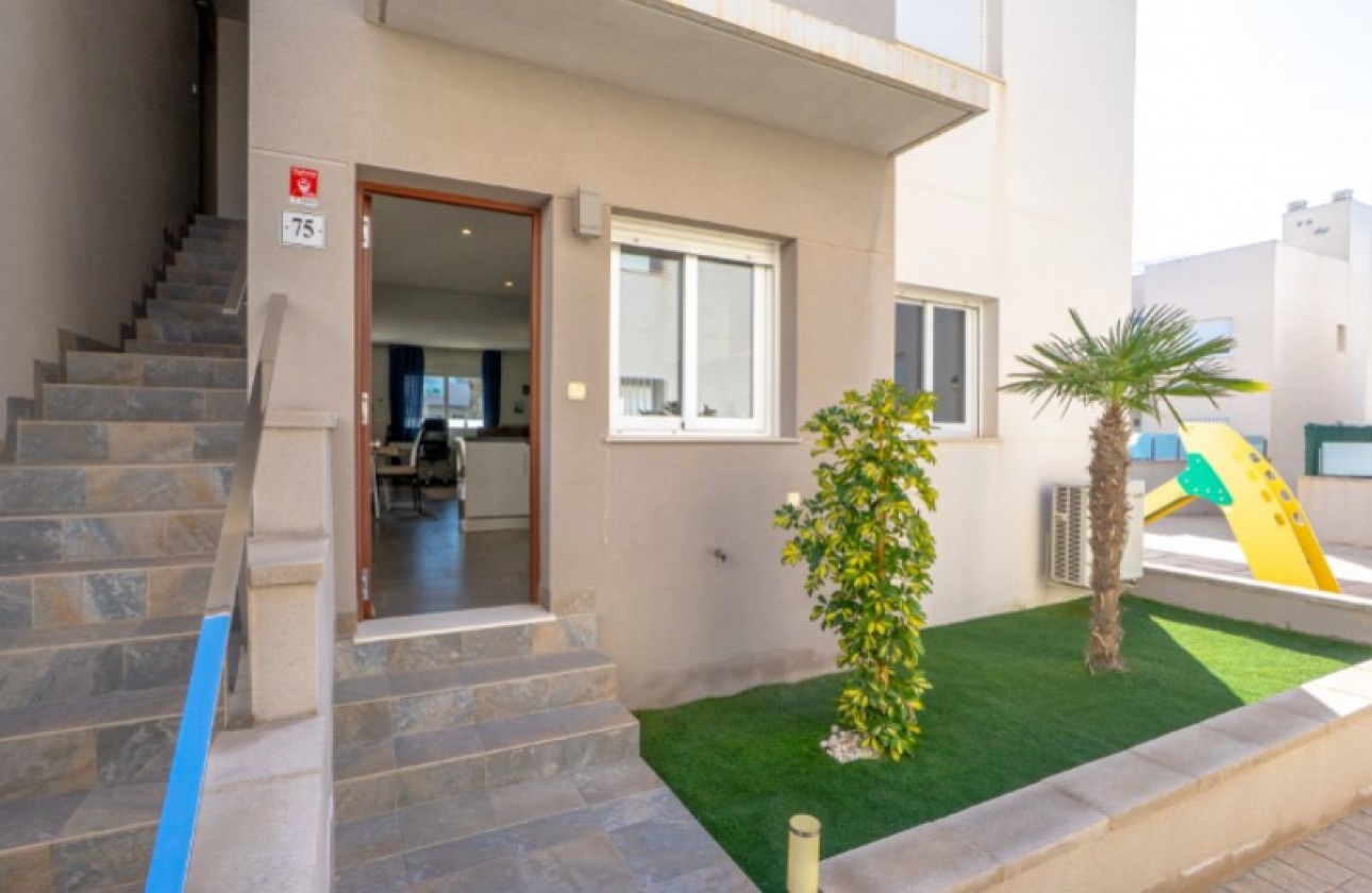 Reventa - Apartamento / piso - Torrevieja - Costa Blanca