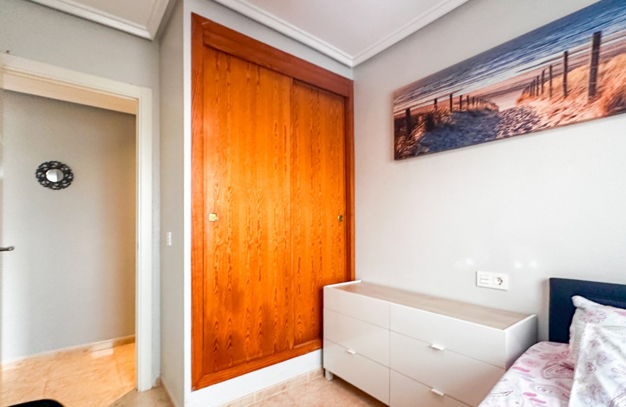 Resale - Apartment / flat - Torrevieja - Costa Blanca
