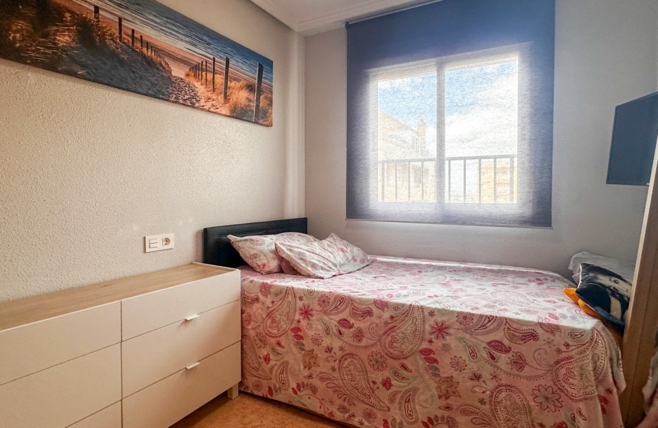 Resale - Apartment / flat - Torrevieja - Costa Blanca