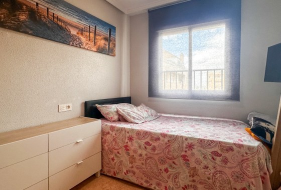 Resale - Apartment / flat - Torrevieja - Costa Blanca