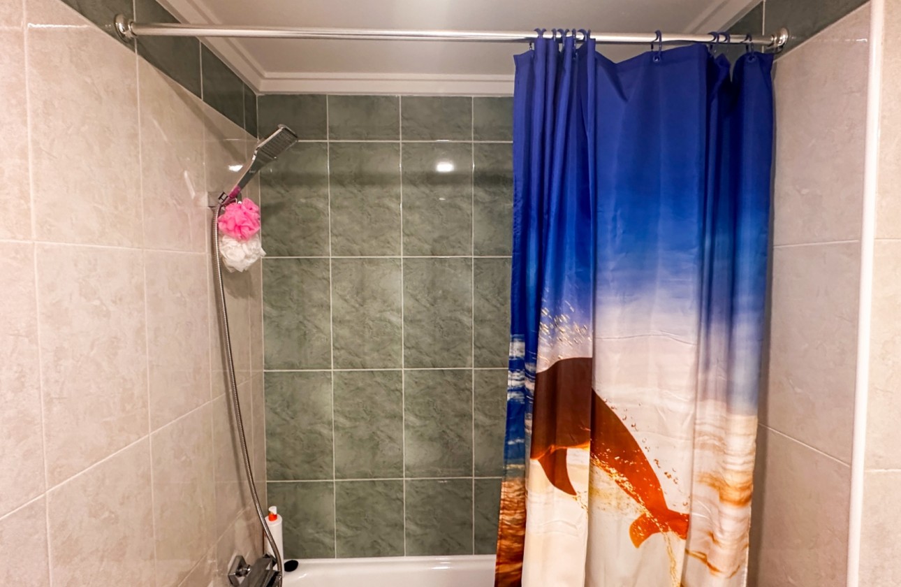 Resale - Apartment / flat - Torrevieja - Costa Blanca