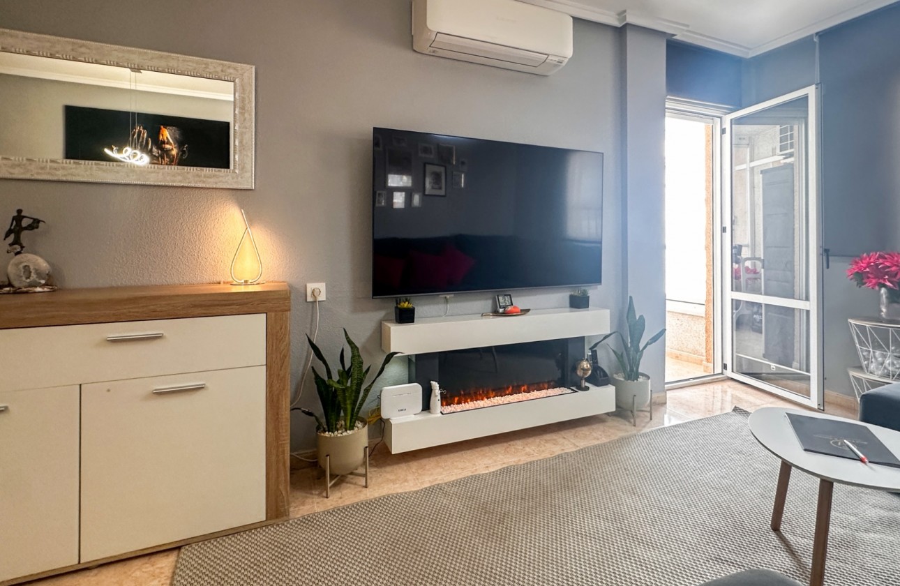 Resale - Apartment / flat - Torrevieja - Costa Blanca