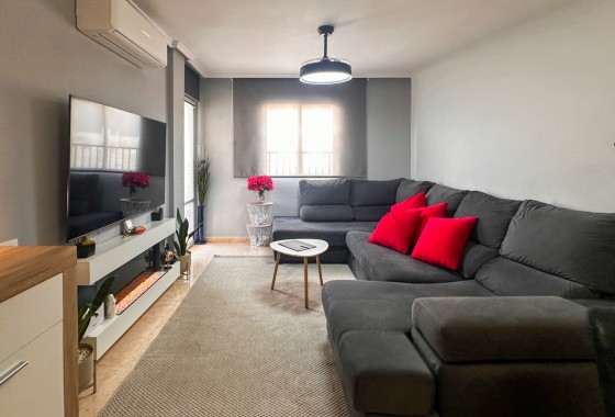Resale - Apartment / flat - Torrevieja - Costa Blanca