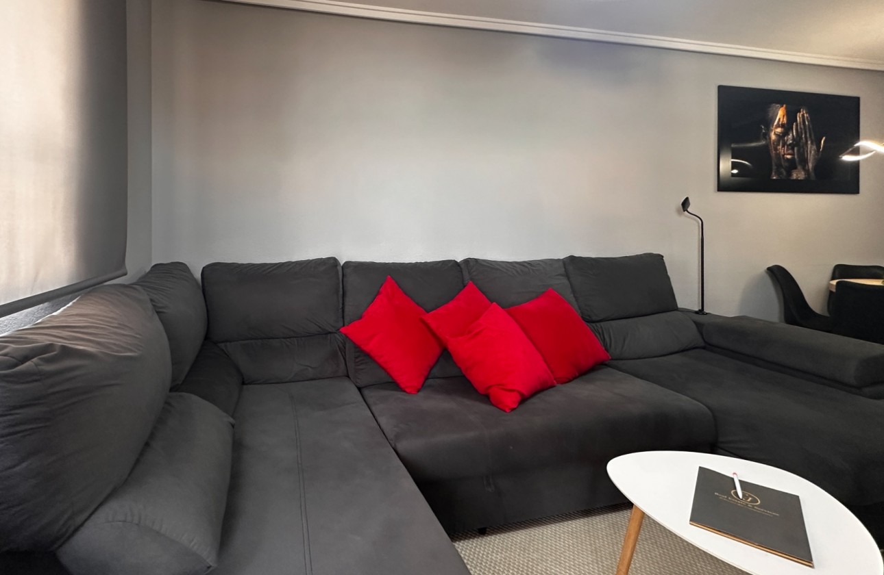 Resale - Apartment / flat - Torrevieja - Costa Blanca