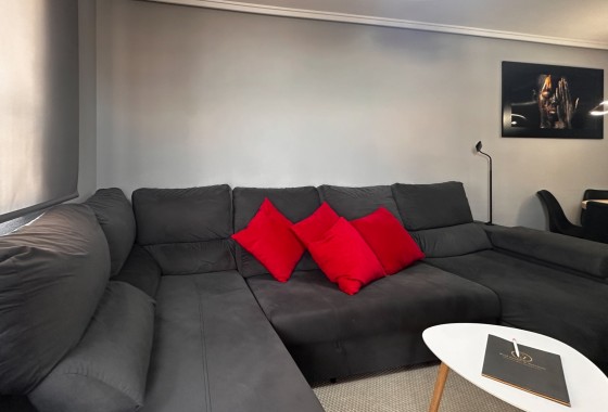 Resale - Apartment / flat - Torrevieja - Costa Blanca