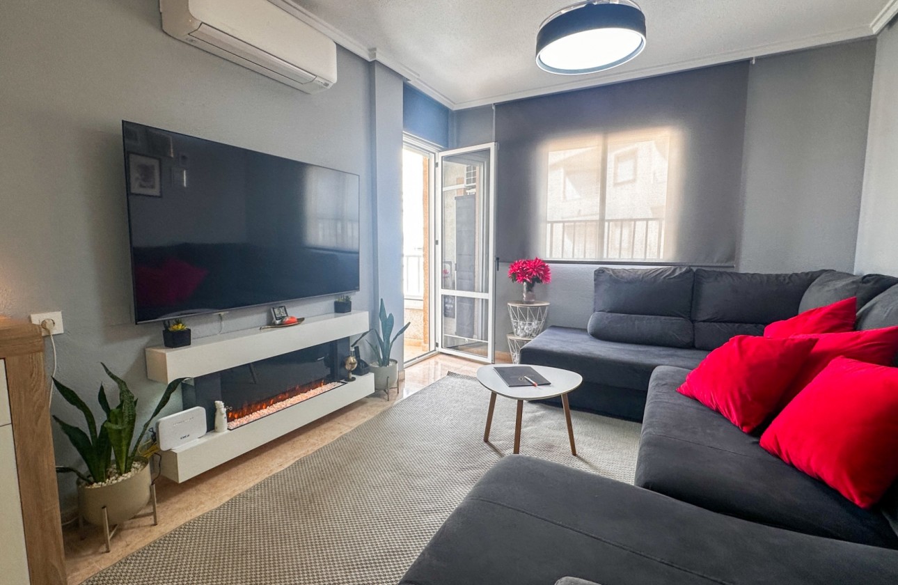 Resale - Apartment / flat - Torrevieja - Costa Blanca