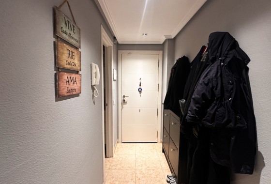 Resale - Apartment / flat - Torrevieja - Costa Blanca