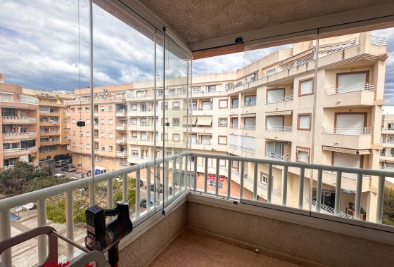 Resale - Apartment / flat - Torrevieja - Costa Blanca