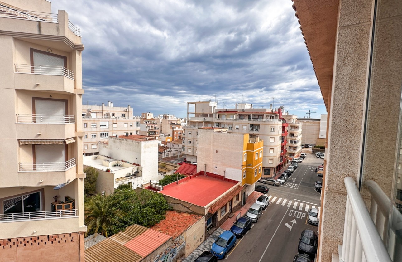 Resale - Apartment / flat - Torrevieja - Costa Blanca