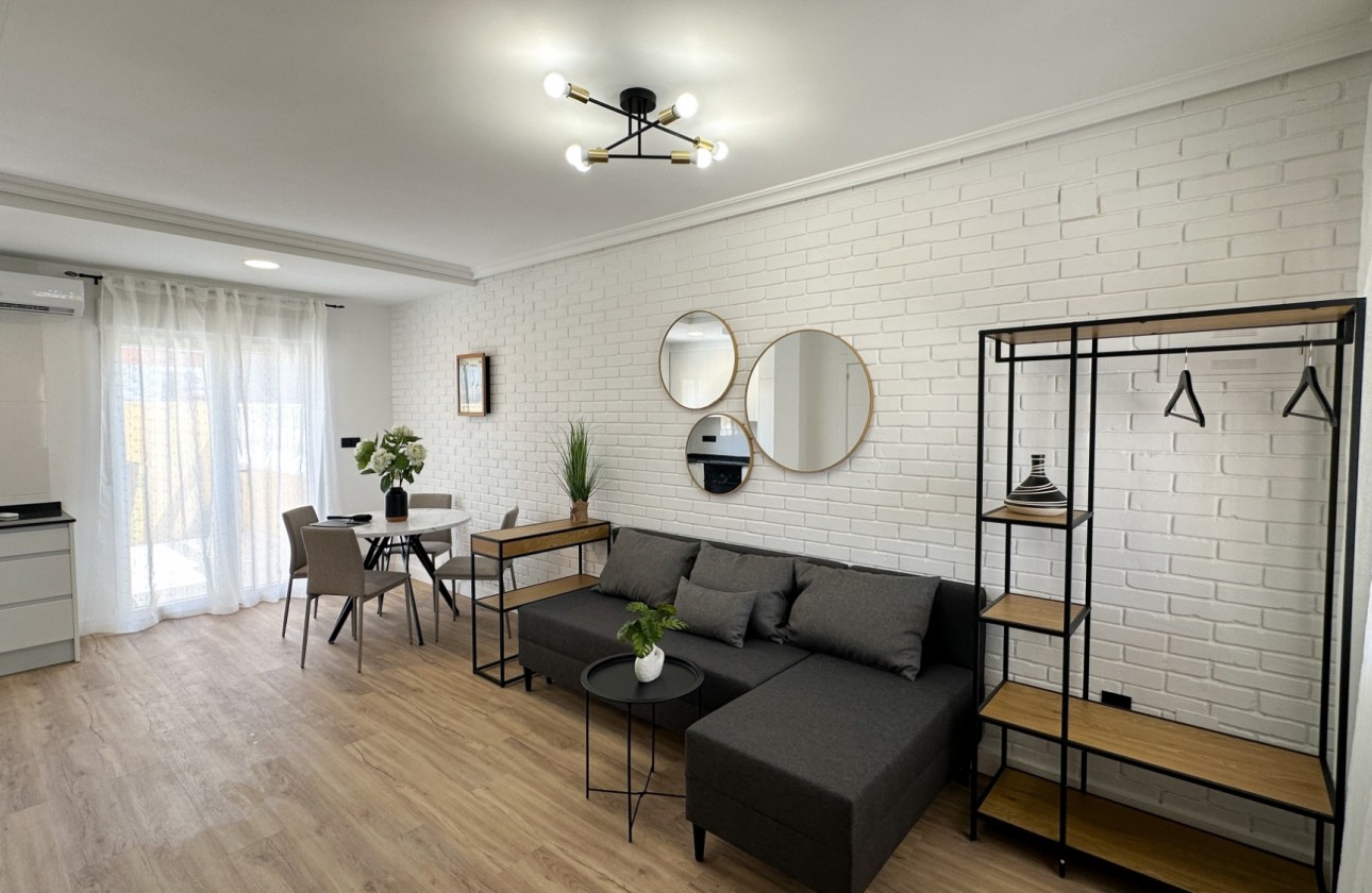 Revente - Villa - Orihuela Costa - Costa Blanca
