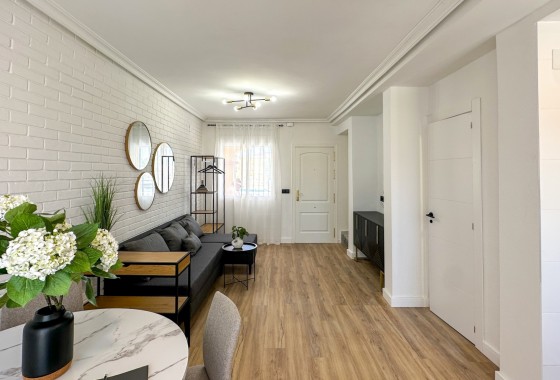 Revente - Villa - Orihuela Costa - Costa Blanca