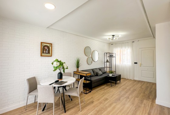 Revente - Villa - Orihuela Costa - Costa Blanca