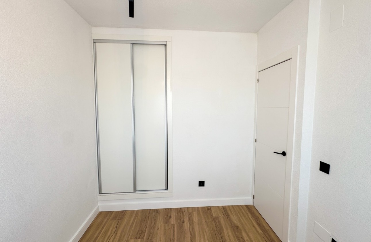 Revente - Villa - Orihuela Costa - Costa Blanca