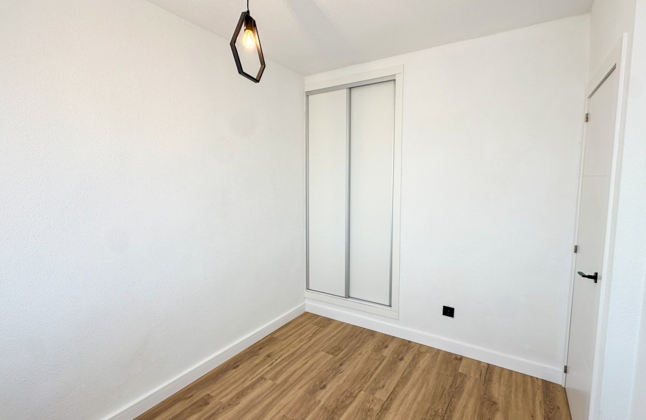 Revente - Villa - Orihuela Costa - Costa Blanca