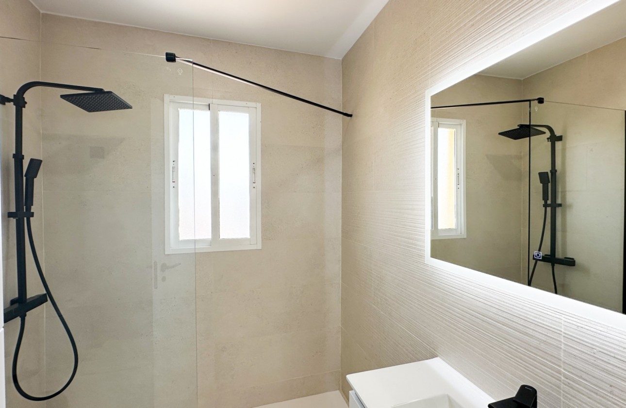 Revente - Villa - Orihuela Costa - Costa Blanca