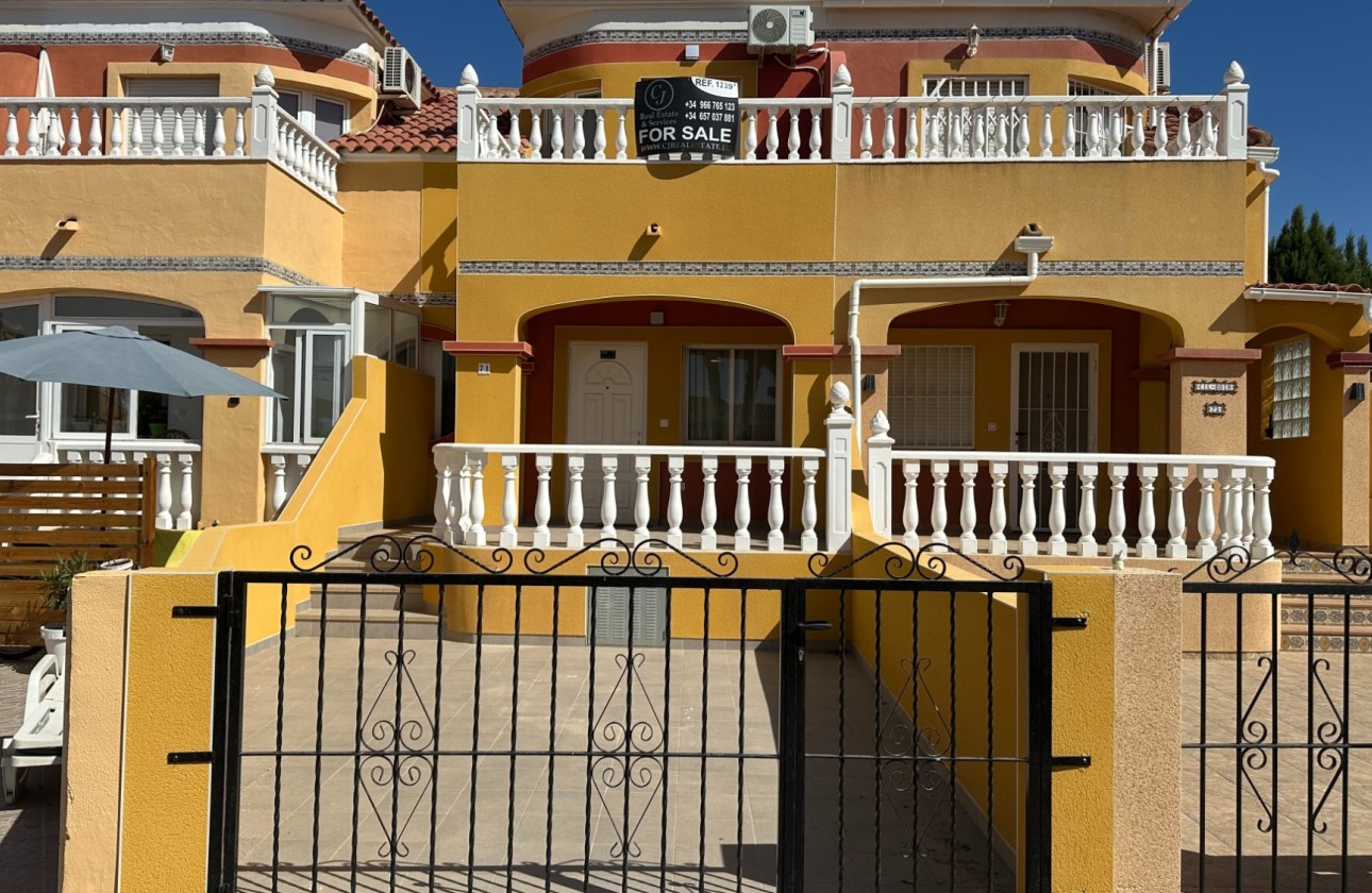Revente - Villa - Orihuela Costa - Costa Blanca