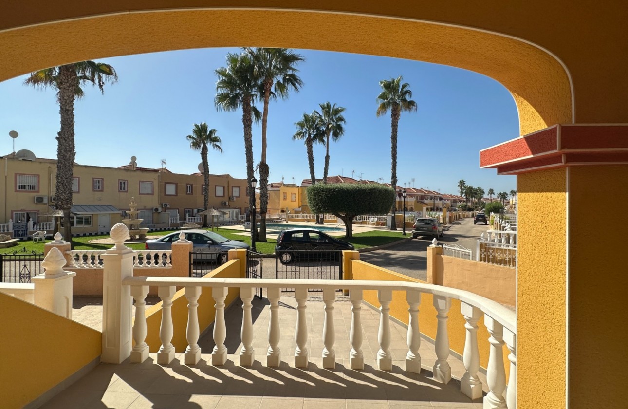 Revente - Villa - Orihuela Costa - Costa Blanca