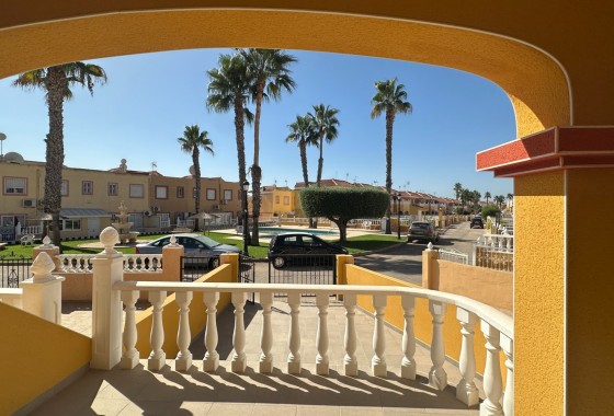 Revente - Villa - Orihuela Costa - Costa Blanca