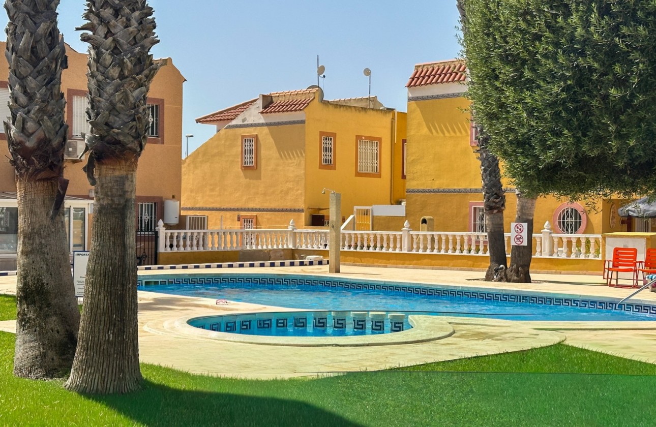 Revente - Villa - Orihuela Costa - Costa Blanca
