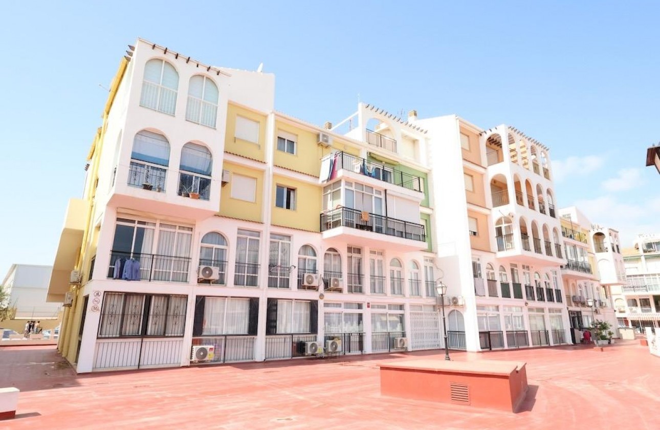 Resale - Apartment / flat - Torrevieja - Costa Blanca
