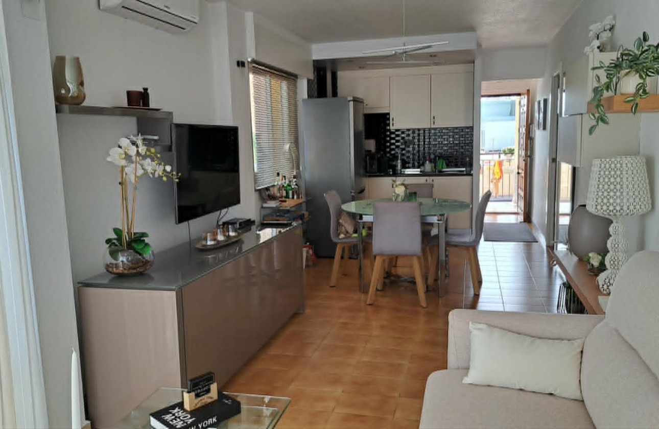 Resale - Apartment / flat - Torrevieja - Costa Blanca