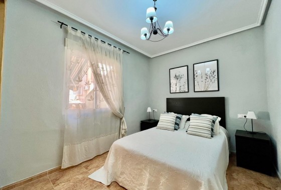 Reventa - Apartamento / piso - Torrevieja - PARQUE DE LAS NACIONES