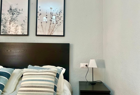 Reventa - Apartamento / piso - Torrevieja - PARQUE DE LAS NACIONES