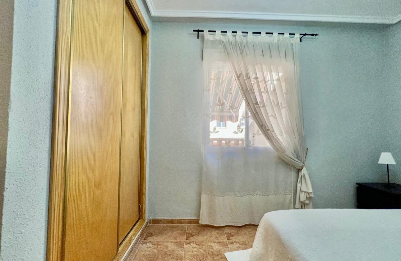 Reventa - Apartamento / piso - Torrevieja - PARQUE DE LAS NACIONES