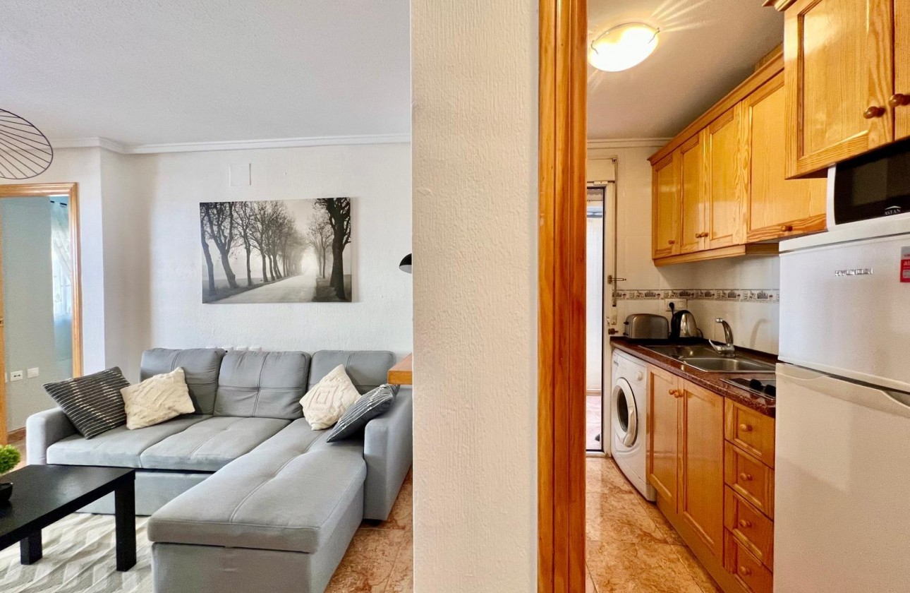 Reventa - Apartamento / piso - Torrevieja - PARQUE DE LAS NACIONES