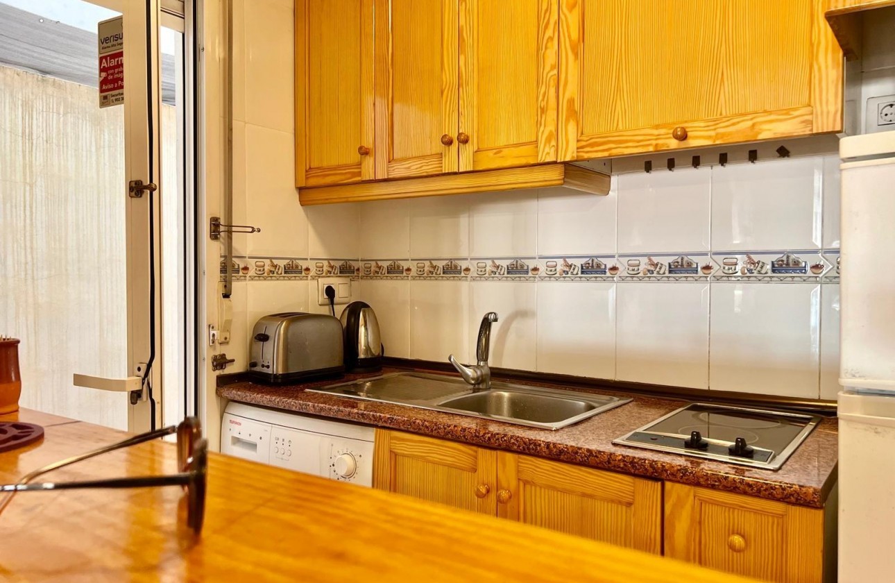 Reventa - Apartamento / piso - Torrevieja - PARQUE DE LAS NACIONES