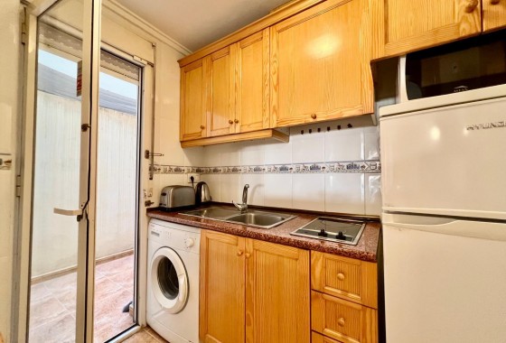 Reventa - Apartamento / piso - Torrevieja - PARQUE DE LAS NACIONES