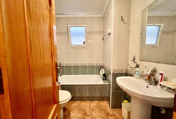 Reventa - Apartamento / piso - Torrevieja - PARQUE DE LAS NACIONES