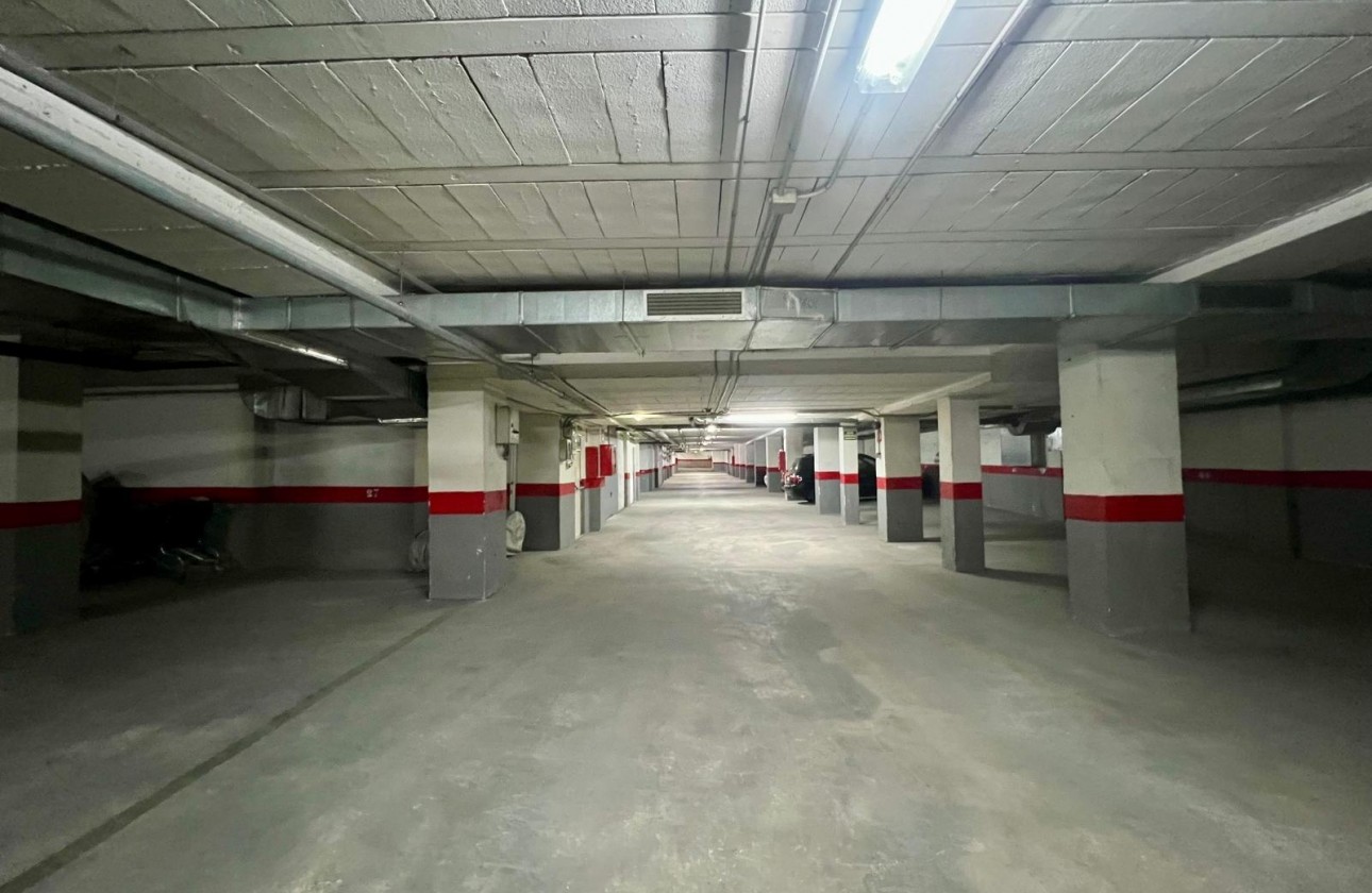 Reventa - Apartamento / piso - Torrevieja - PARQUE DE LAS NACIONES