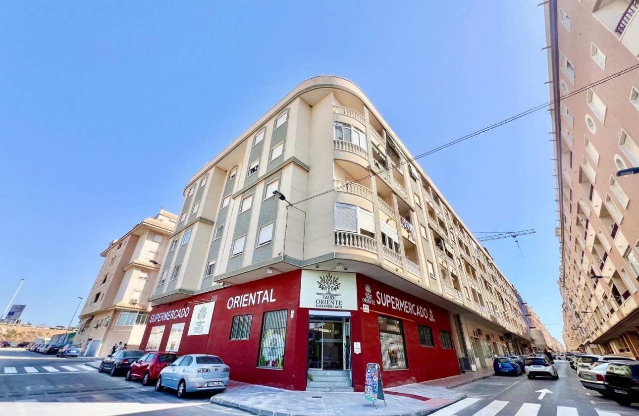 Reventa - Apartamento / piso - Torrevieja - PARQUE DE LAS NACIONES