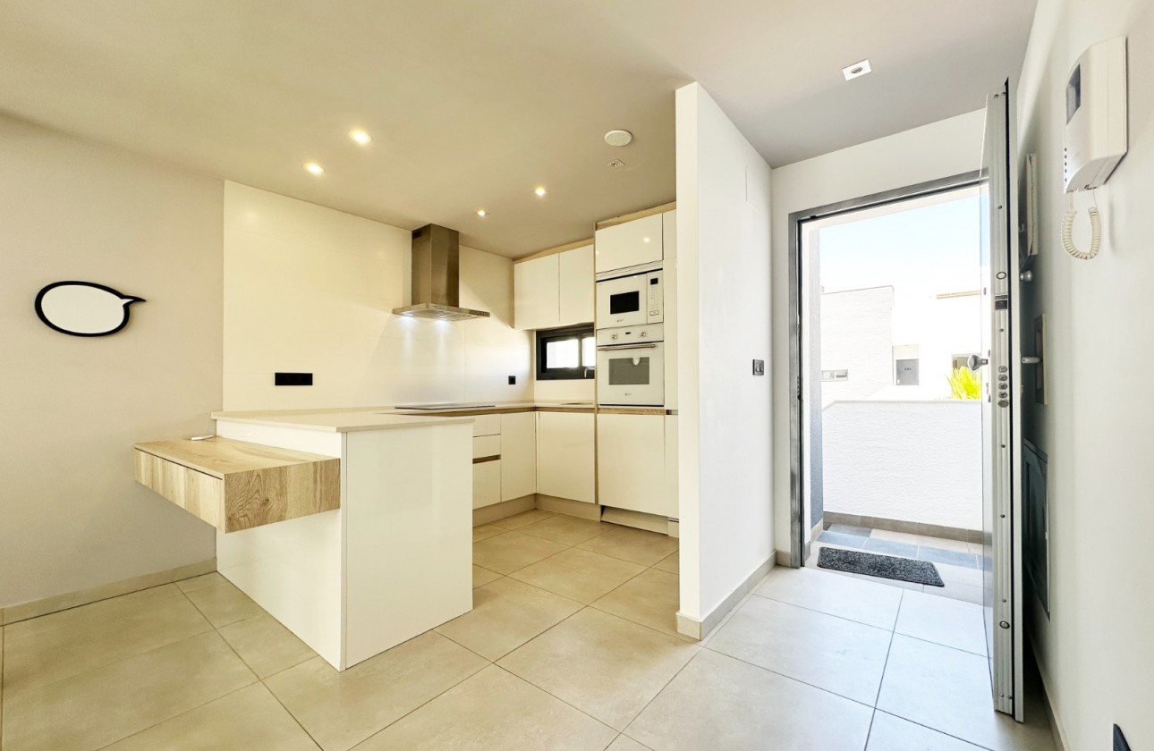 Resale - Apartment / flat - Guardamar del Segura - Costa Blanca