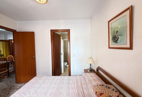 Resale - Apartment / flat - Torrevieja - Las Piscinas Naturales