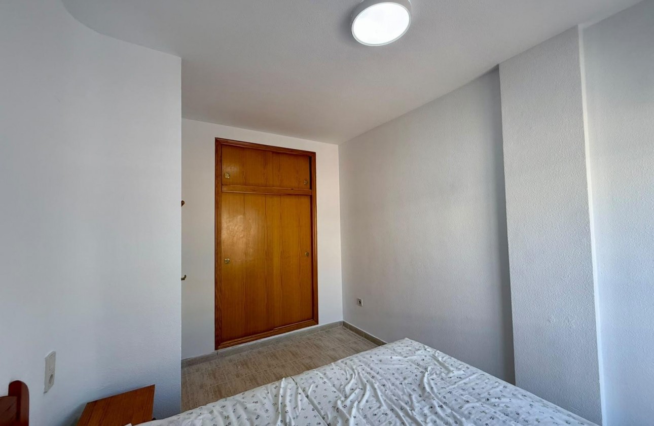 Resale - Apartment / flat - Torrevieja - Playa de los Locos