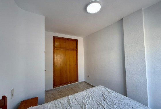 Resale - Apartment / flat - Torrevieja - Playa de los Locos