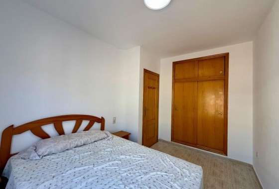 Resale - Apartment / flat - Torrevieja - Playa de los Locos