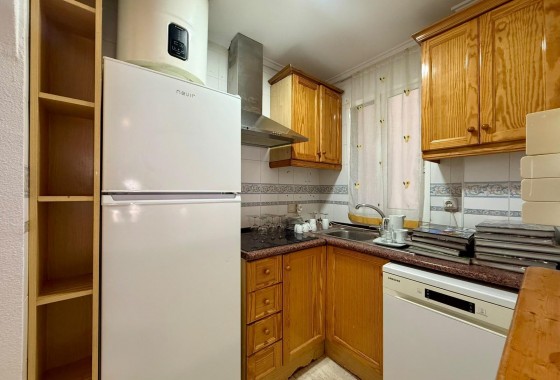 Resale - Apartment / flat - Torrevieja - Playa de los Locos