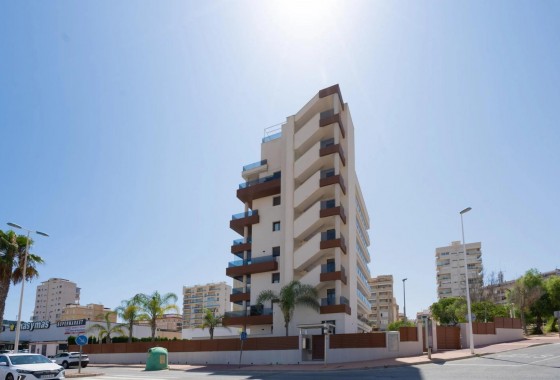 Resale - Apartment / flat - Guardamar del Segura - Puerto Deportivo