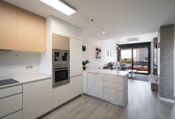 Resale - Apartment / flat - Guardamar del Segura - Puerto Deportivo