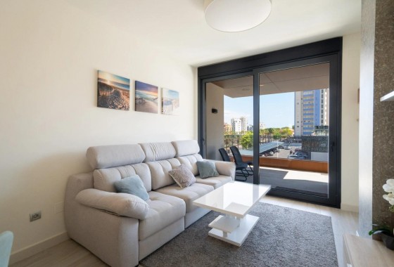 Resale - Apartment / flat - Guardamar del Segura - Puerto Deportivo