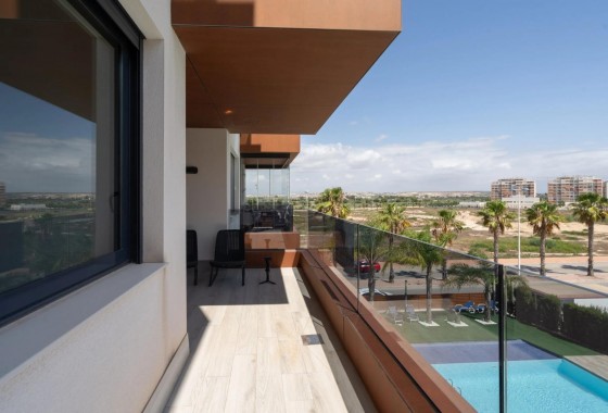 Resale - Apartment / flat - Guardamar del Segura - Puerto Deportivo