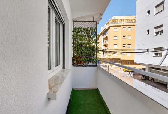 Resale - Apartment / flat - Torrevieja - Centro