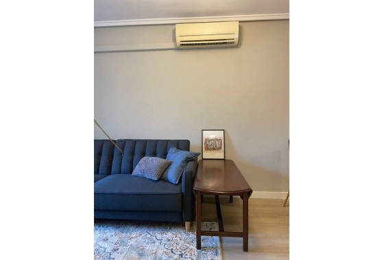 Resale - Apartment / flat - Torrevieja - Playa del Cura