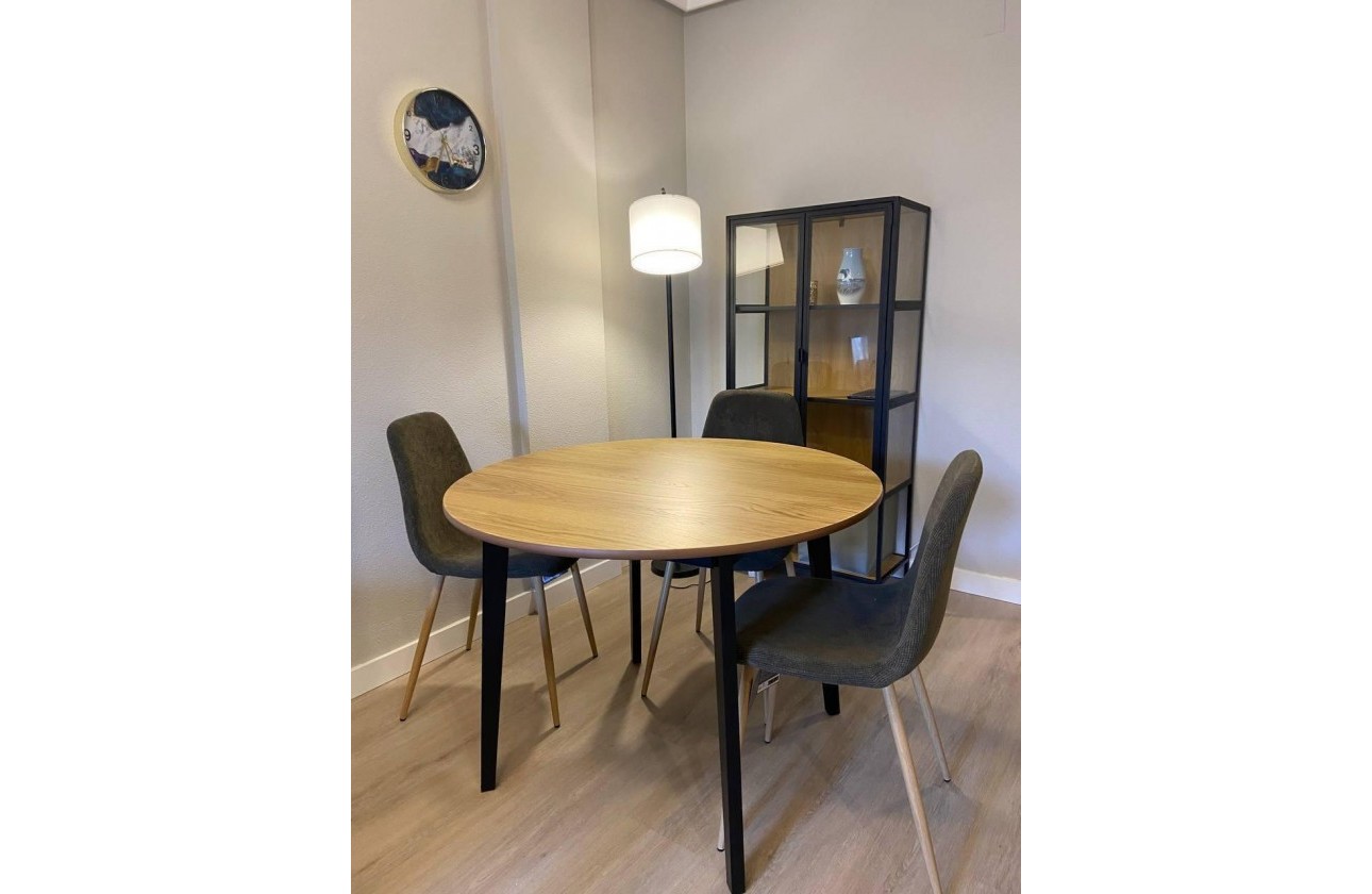 Resale - Apartment / flat - Torrevieja - Playa del Cura